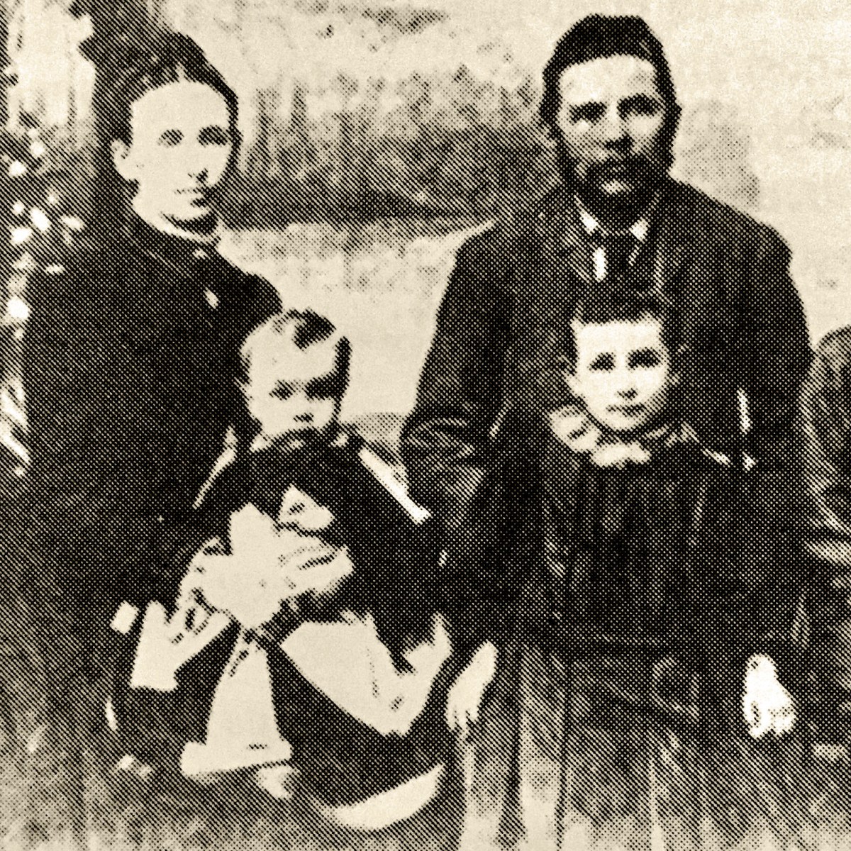 James Ryall & Hannah&nbsp;Eggins